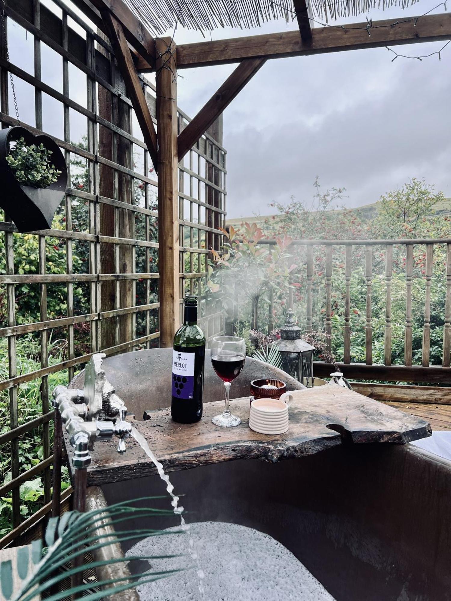 Вілла 1 - Ein Trysor Cudd - Outdoor Bathtub - Incredible Views Pont Sticill Екстер'єр фото